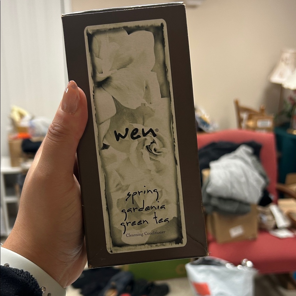 WEN Gardenia Green Tea Cleansing Conditioner